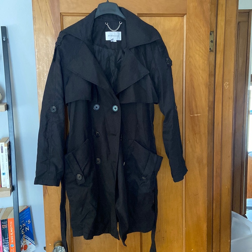 BCBG Trenchcoat